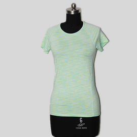 Light Green Yoga Clothes For Women , Anti - UV Custom Yoga Shirts 12-13kg/Ctn